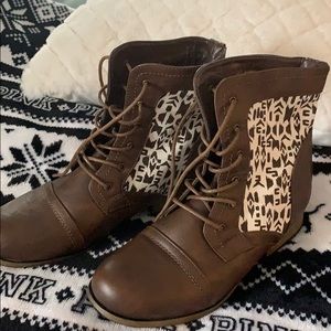Ankle boots